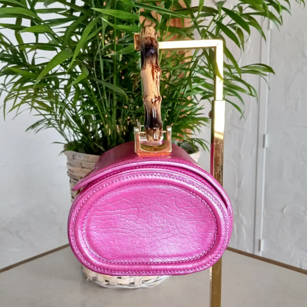 Coblentz Leather, Vintage 1960’s Purse, Made in Italy So cute & leather painted